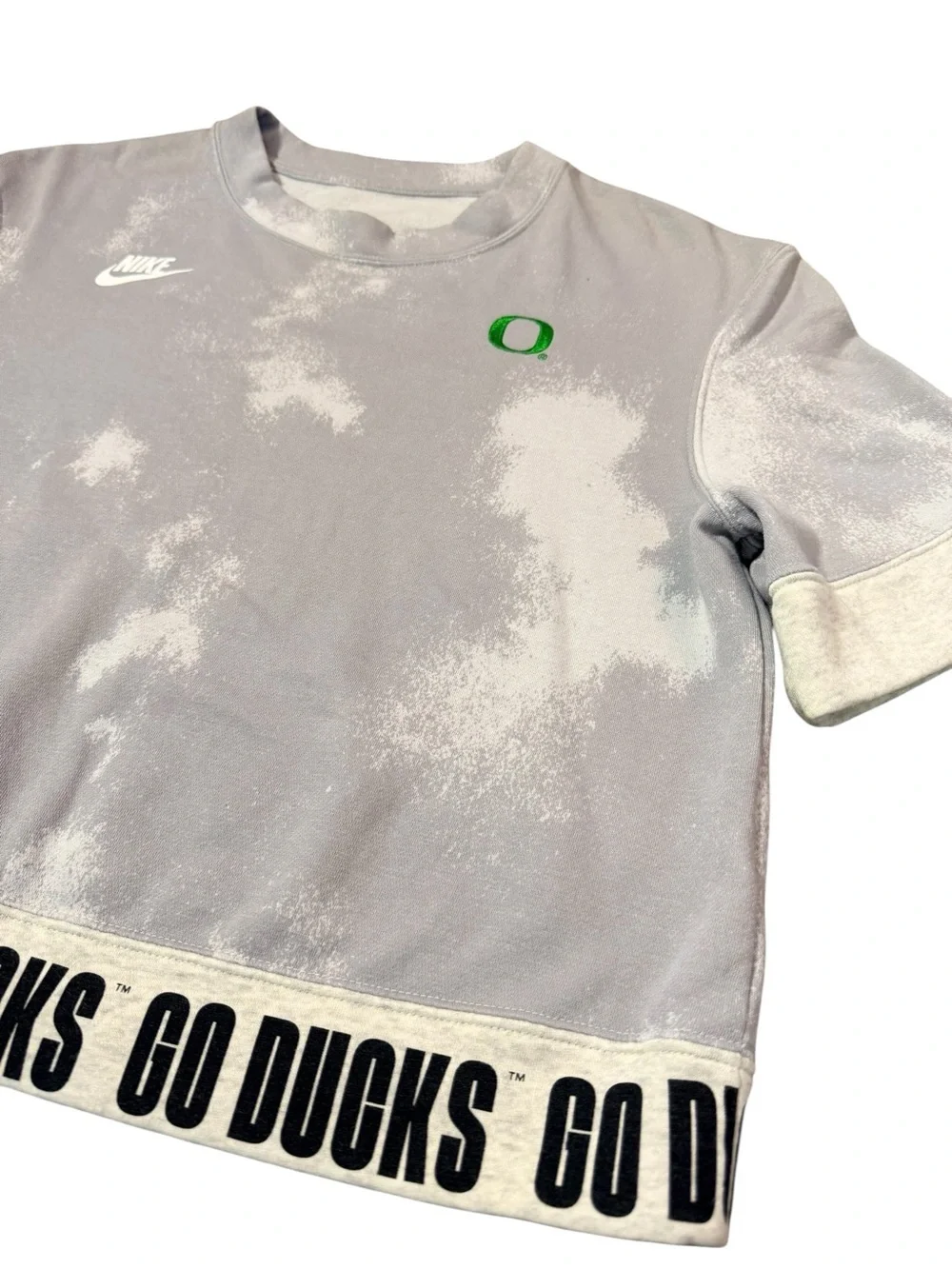 Nike Oregon Ducks Cropped Sweatshirt Tie Dye Bleach Wash Gray Women’s Size Small